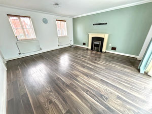 Photo 25- click for photo gallery